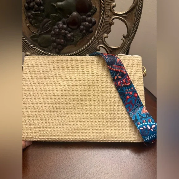 Dior Raffia pouch into crossbody bag  with Braided Adjustable strap Attatched - Picture 3 of 7